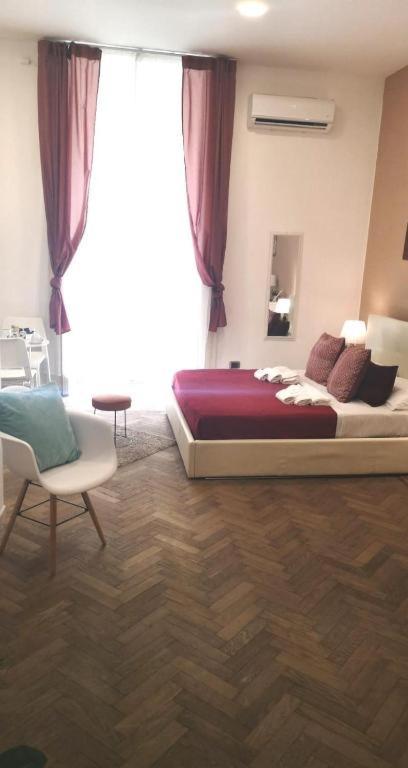 Domus Luigi Leone 2 Panzió Nápoly Kültér fotó
